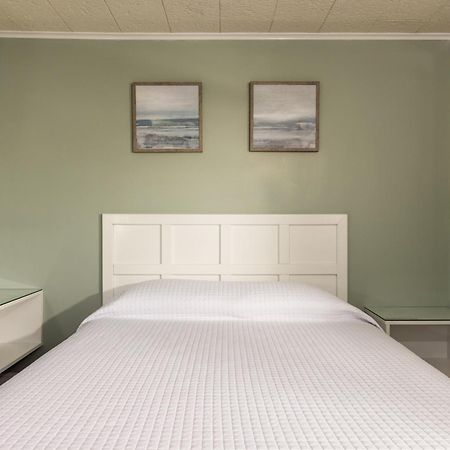 Eagle House Motel 락포트 외부 사진