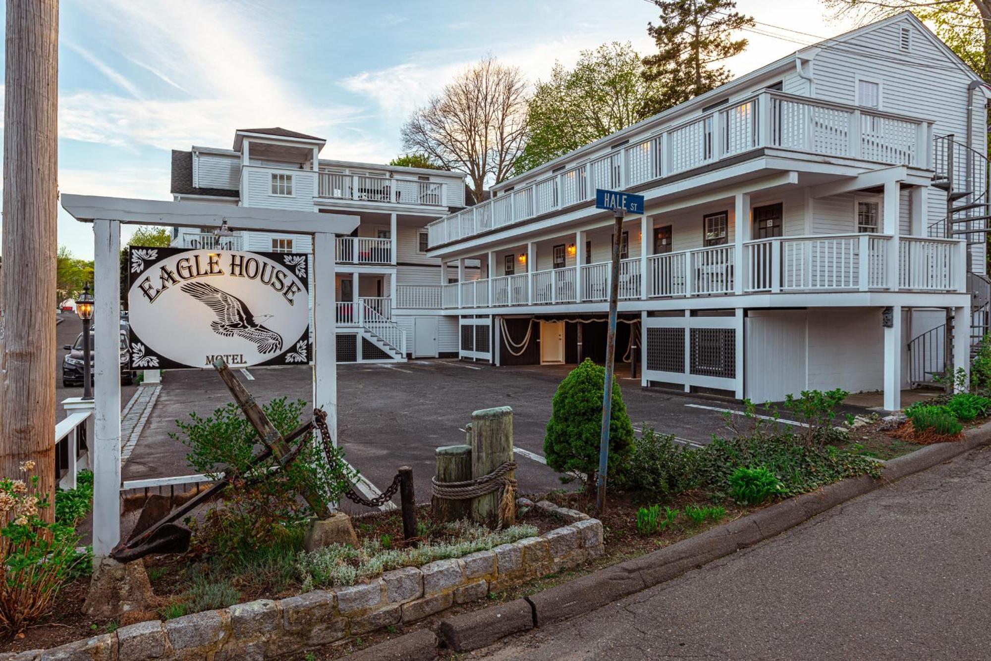 Eagle House Motel 락포트 외부 사진