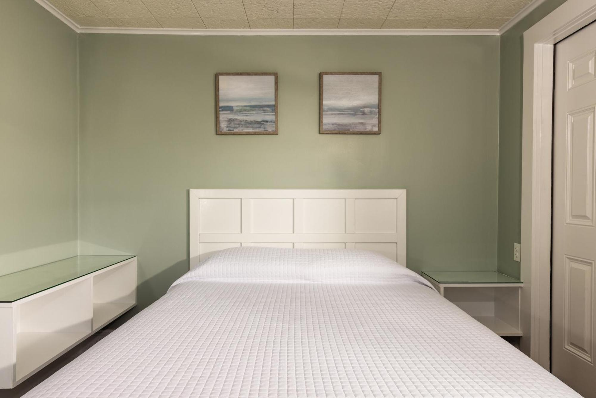 Eagle House Motel 락포트 외부 사진