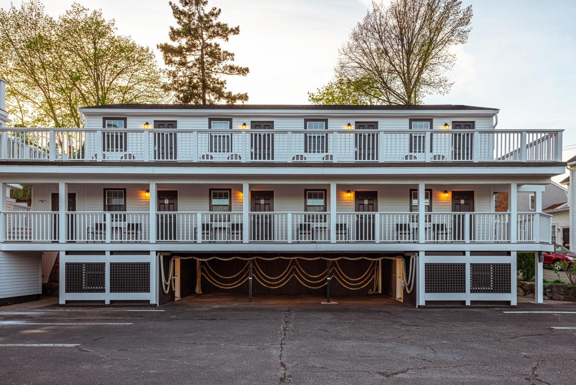 Eagle House Motel 락포트 외부 사진