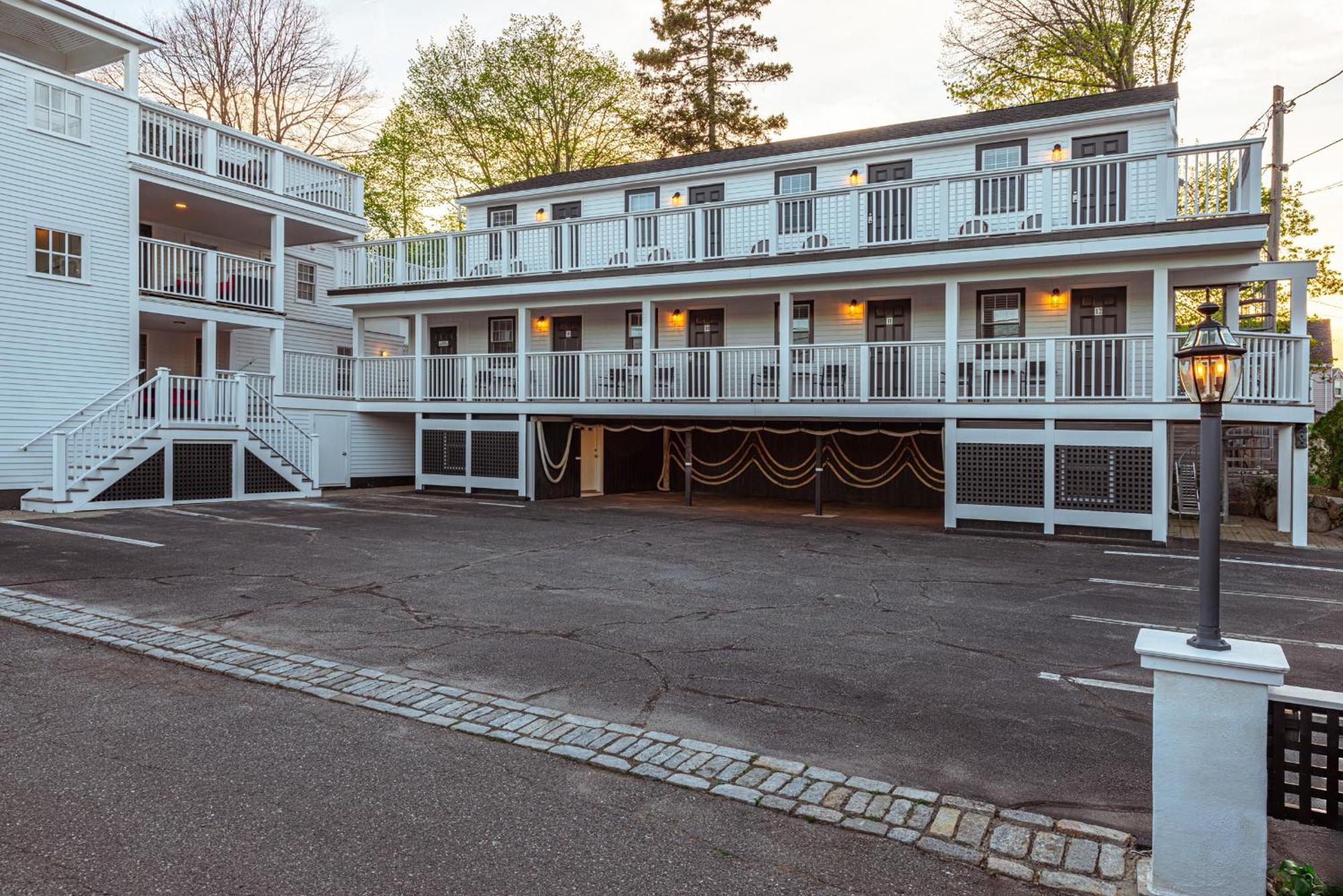 Eagle House Motel 락포트 외부 사진