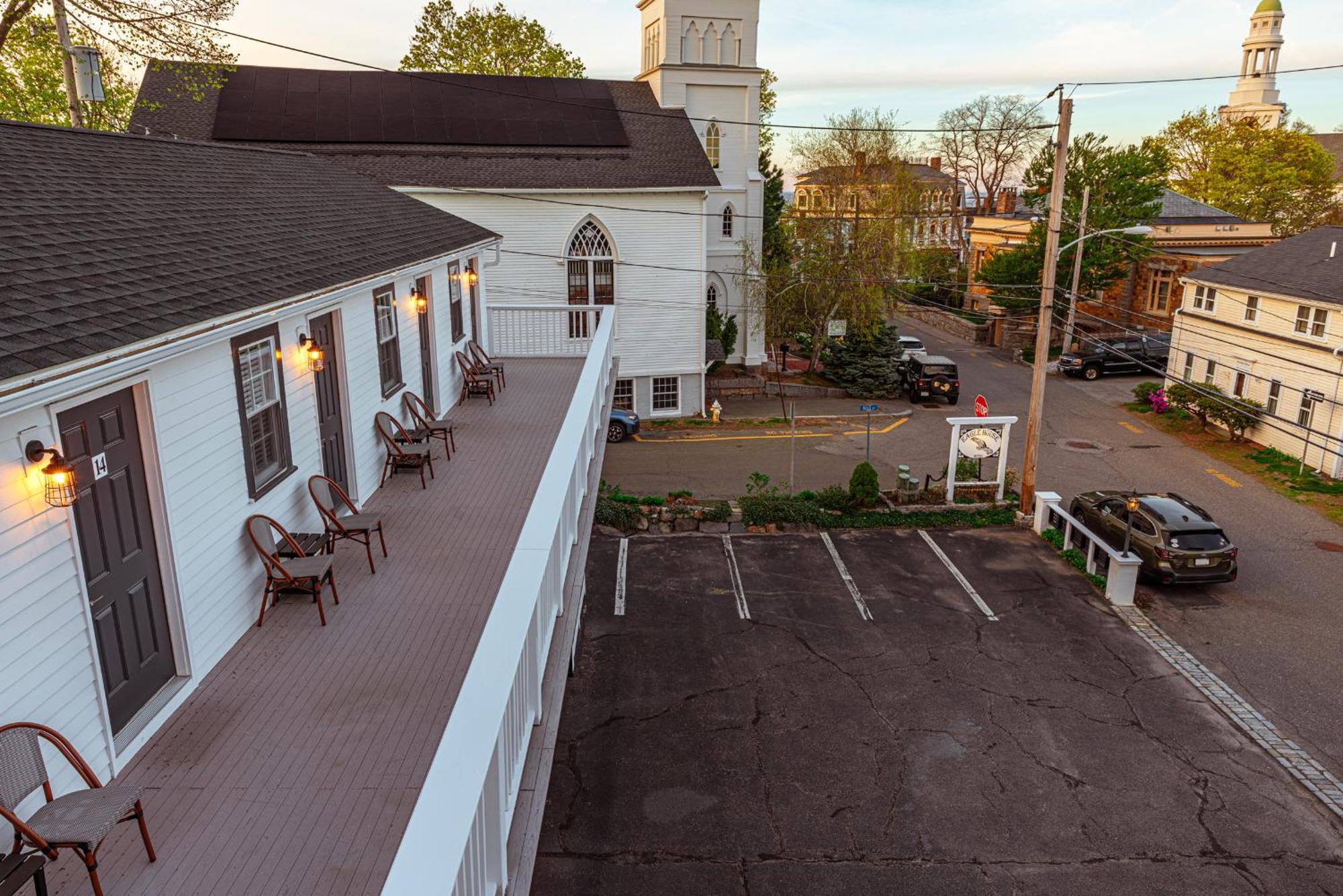 Eagle House Motel 락포트 외부 사진