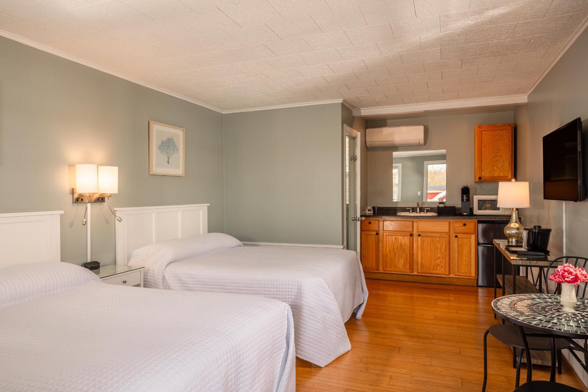 Eagle House Motel 락포트 외부 사진