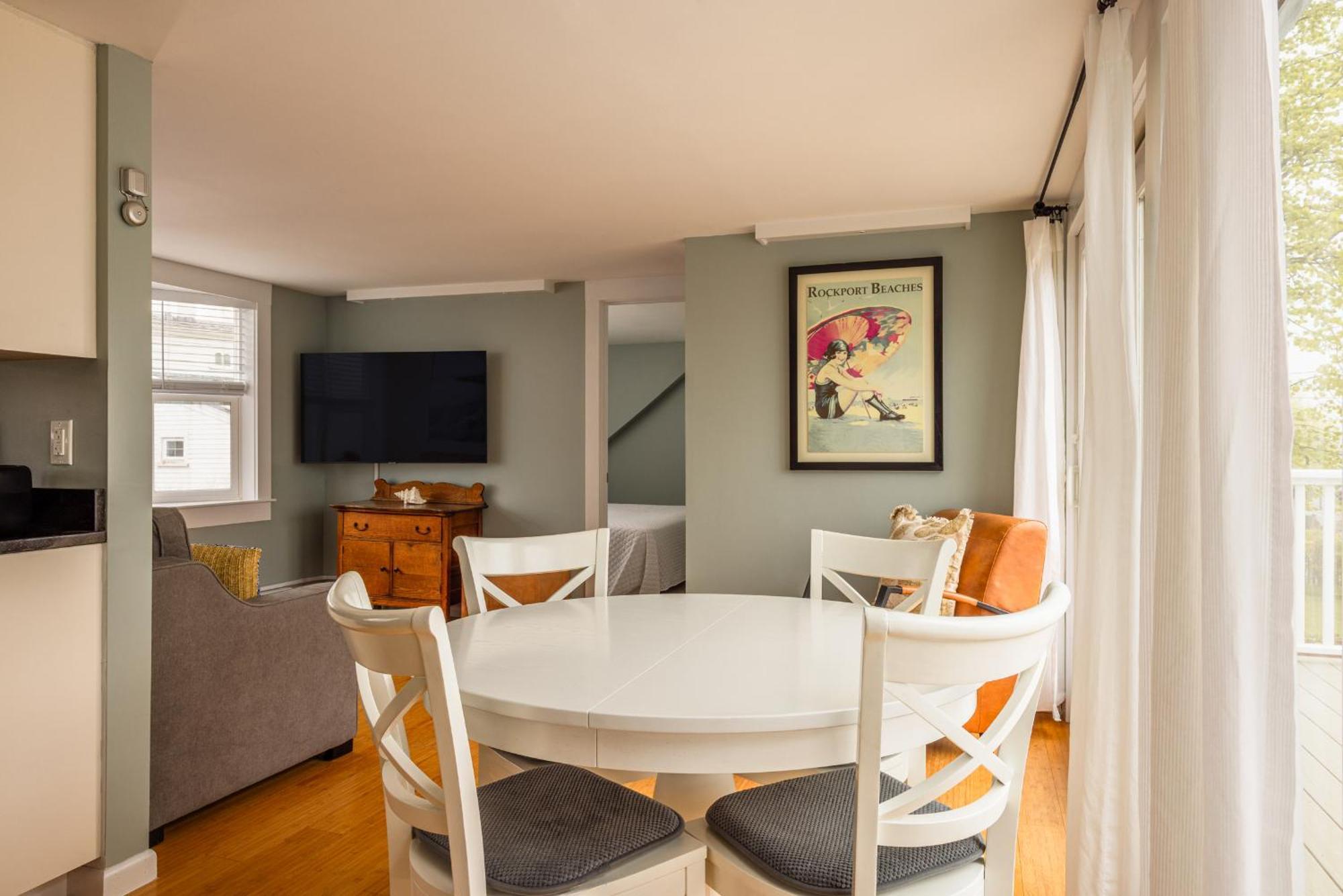 Eagle House Motel 락포트 외부 사진